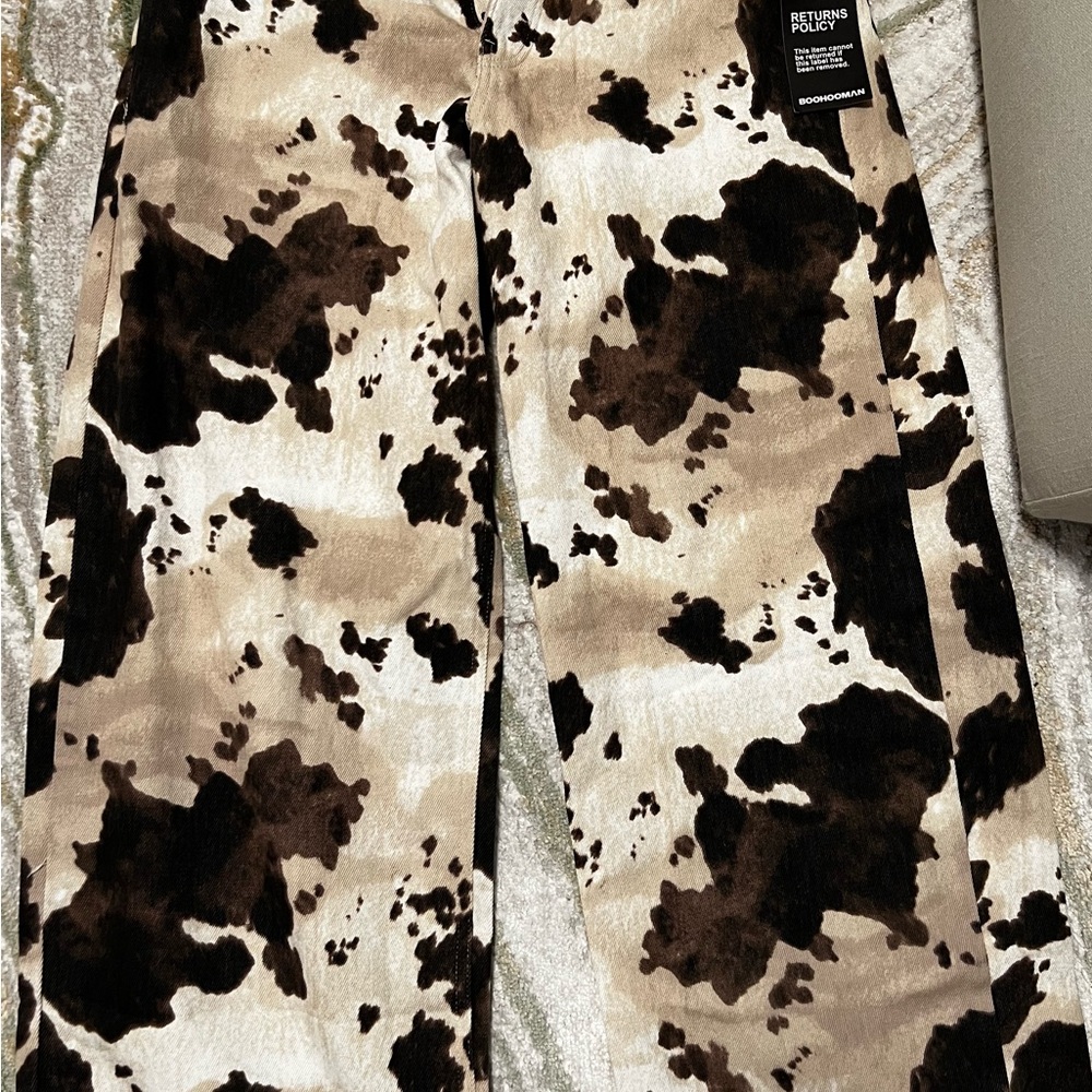 Boohoo Mens Cream and Brown Patterned Trousers- US 32